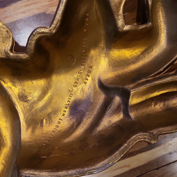 Lovely Pair of Vintage Syroco Angel Wall Hangings with Original Gold Fin… - Picture 5 of 7